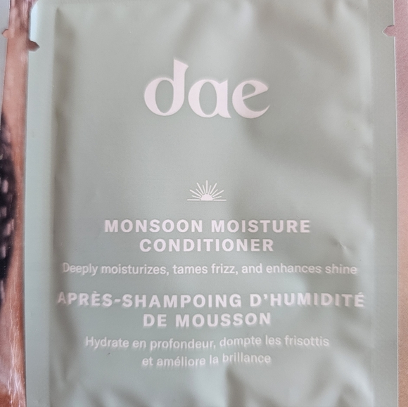 Branded Luscious Hair Bundle - Picture 5 of 11